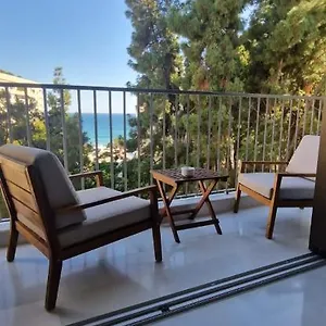 Polo 5e Jacaranda Apartment