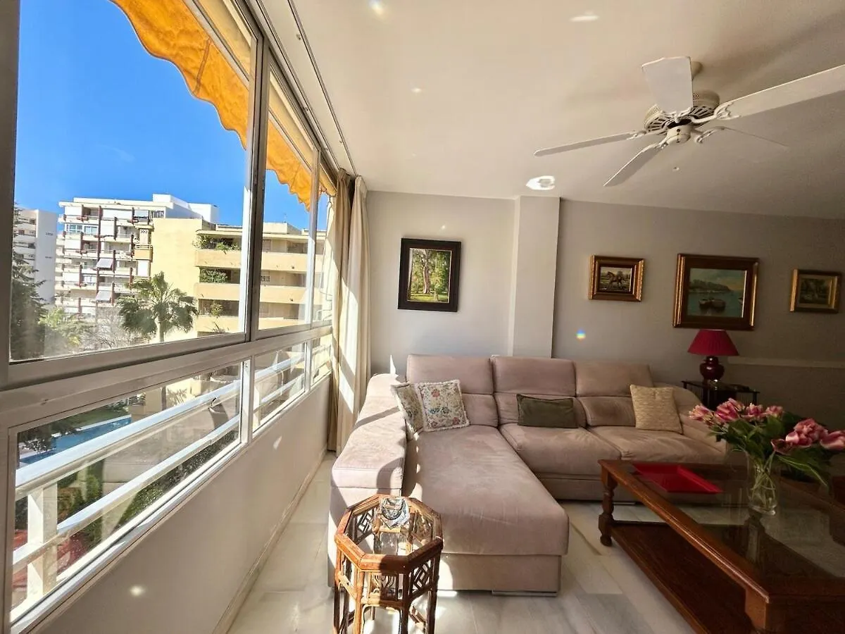 Apartment In Marbella Center With Parking In The Building contacts